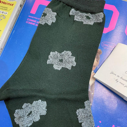 $99 only- en Lille Floral Socks, 4 Colors, made in Japan