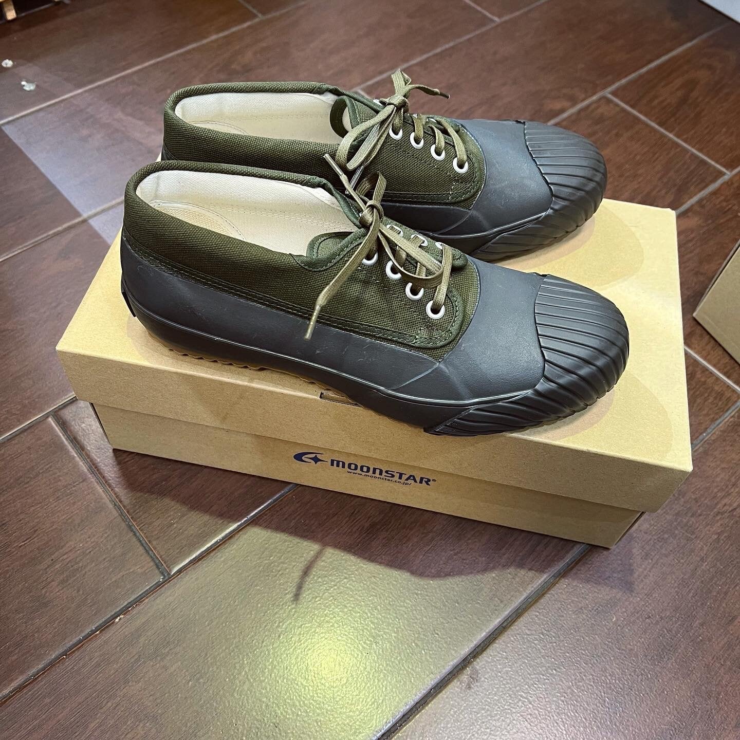 Sale- Moonstar Mudguard Low-cut Rubber x Canvas Shoes, 2 Colors,  made in Japan
