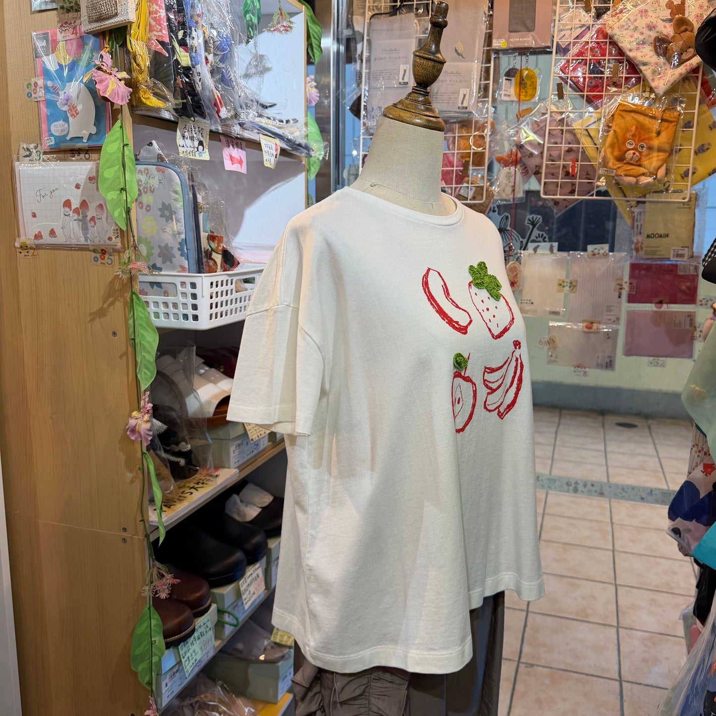 Latelier du Savon Fruits White T-shirt, made in Japan