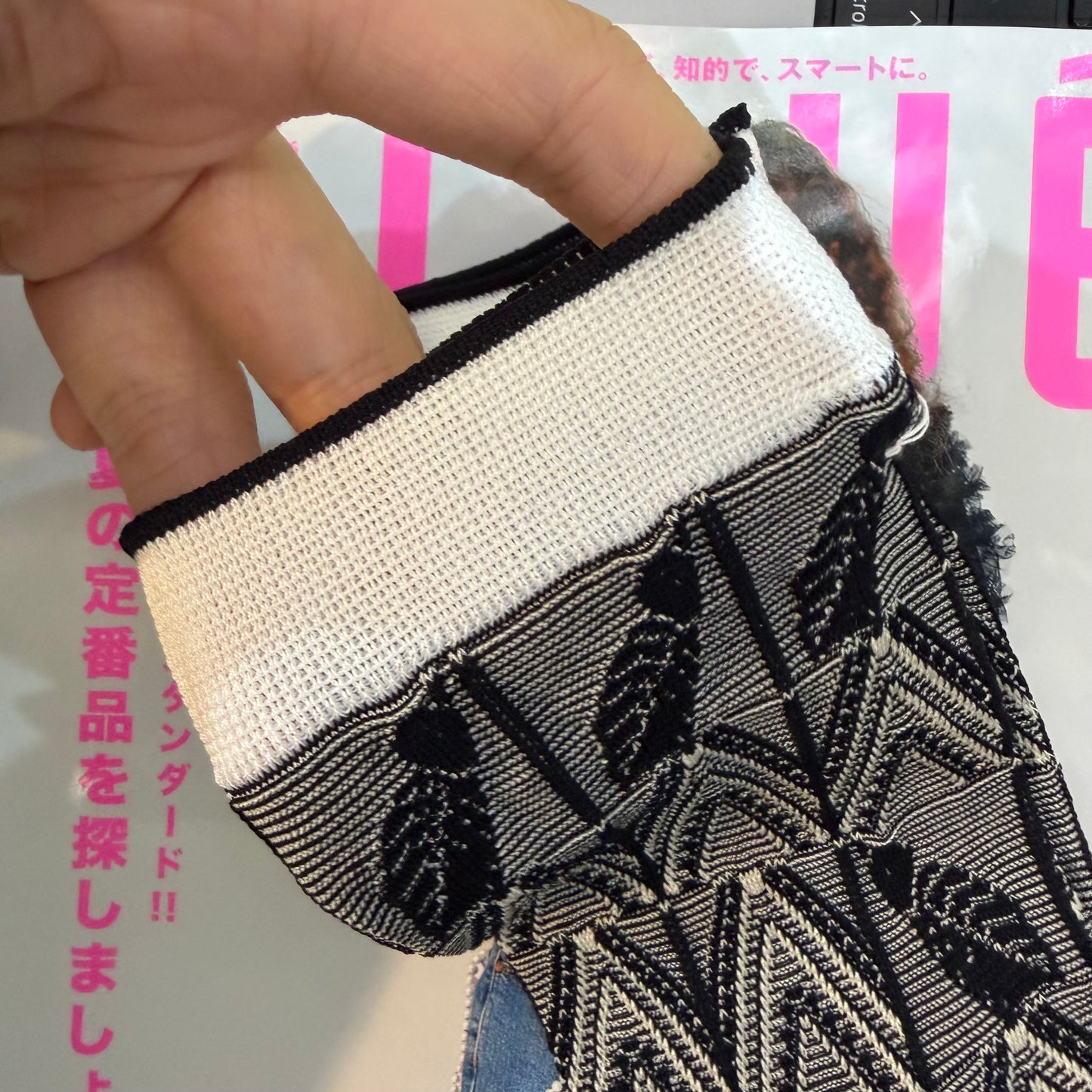 Antipast Leaf Bird Black Socks, made in Japan