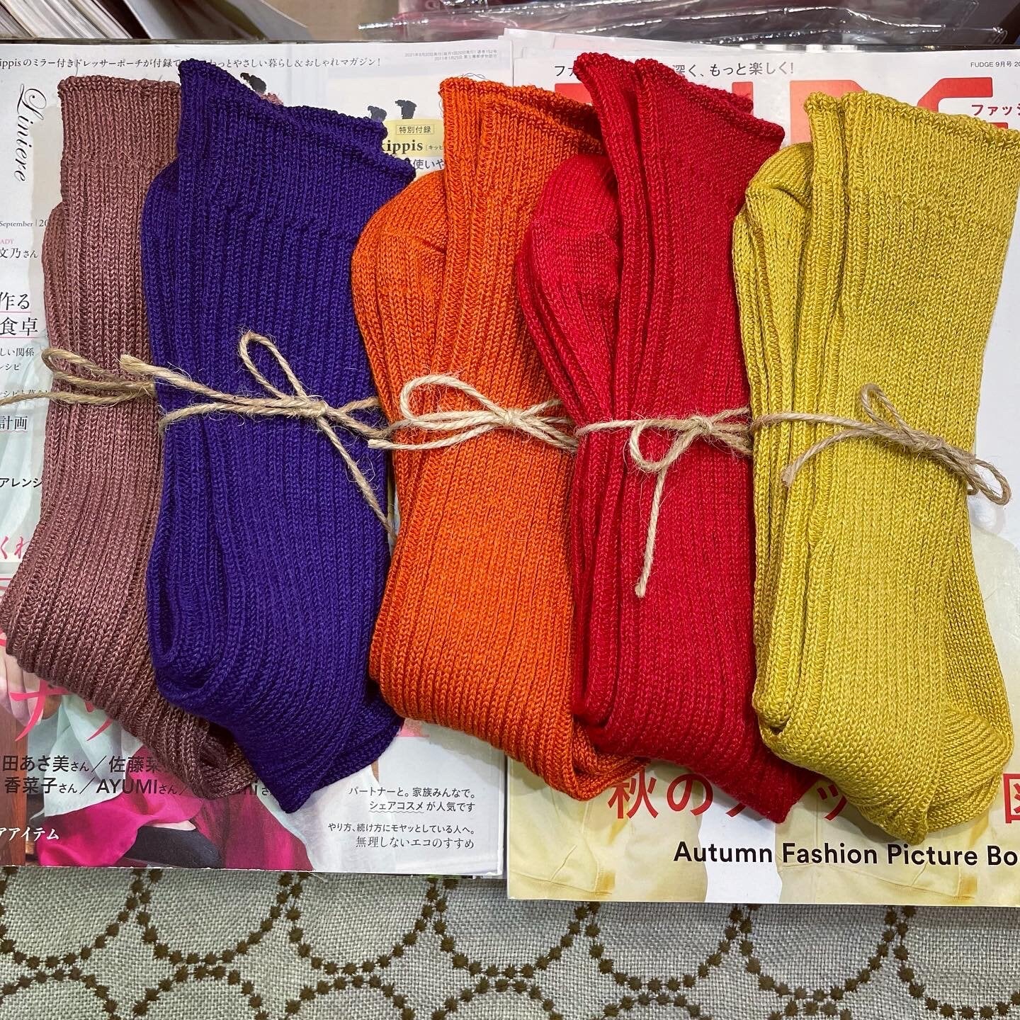 Ichi~ Loiter Long Linen Socks, 10 Colors, made in Japan