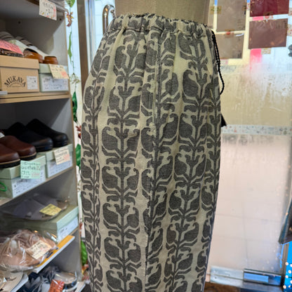 e’ternite’ de Soi-e Jacquard Pants, made in India