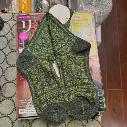 Meri Ja kuu Patterns Socks, 2 Colors, made in Japan