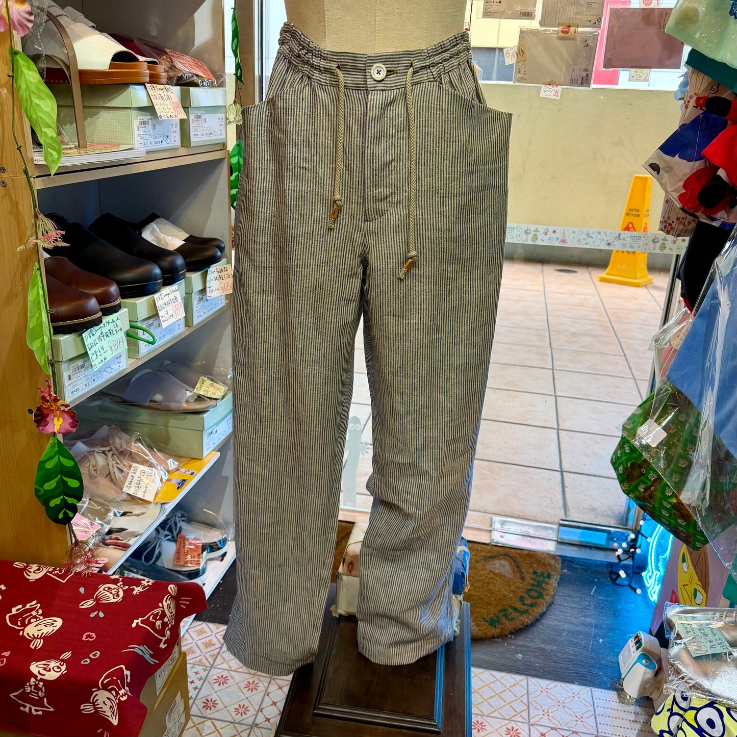 VM Linen Slim Cut Striped Pants, size 3, made in Japan