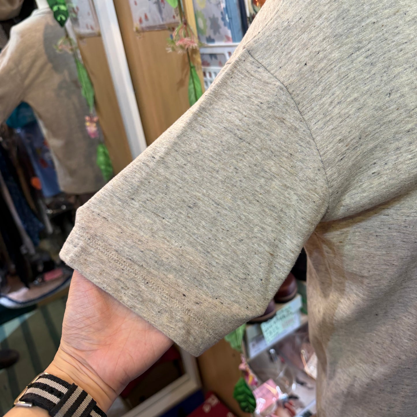 Nouvelles du Paradis Belly Trap T-shirt, 2 Colors, made in Japan