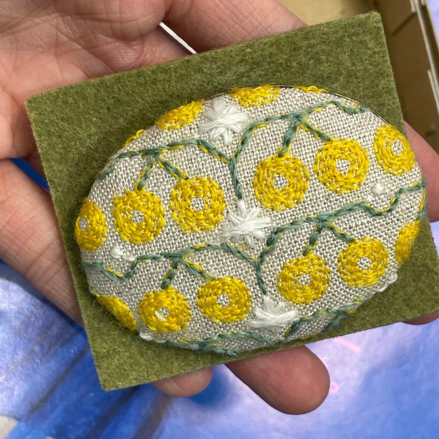 Yosooi Embroidery Brooch, made in Japan