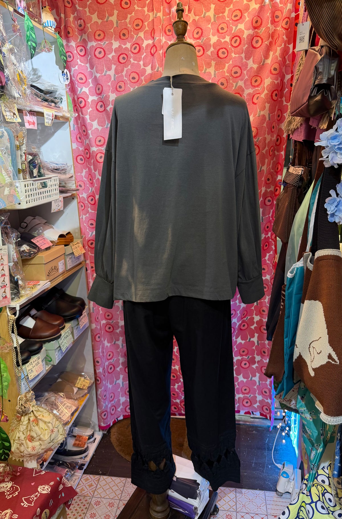 Laiterie A Voir… Charcoal T-shirt, made in Japan