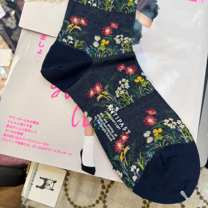 Antipast Wild Flowers Navy Socks, made in Japan