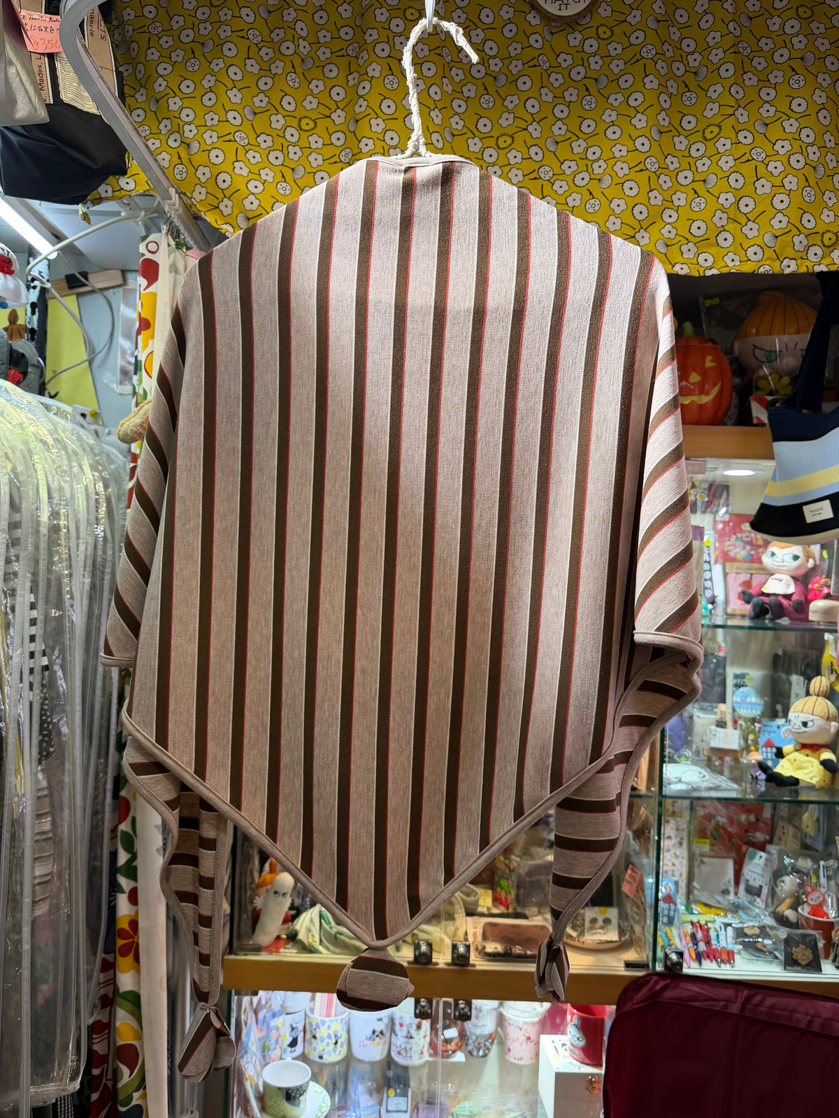 Yenn Pink x Bridge Triangle Scarf