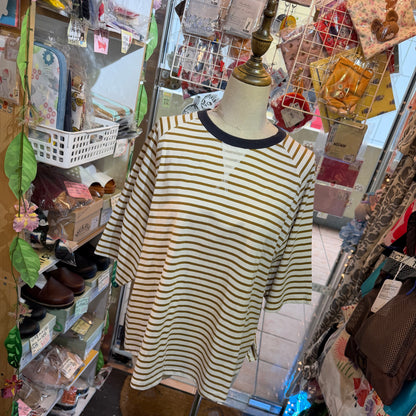 Le colis Beige Striped T-shirt, Cool Comfort Fabric