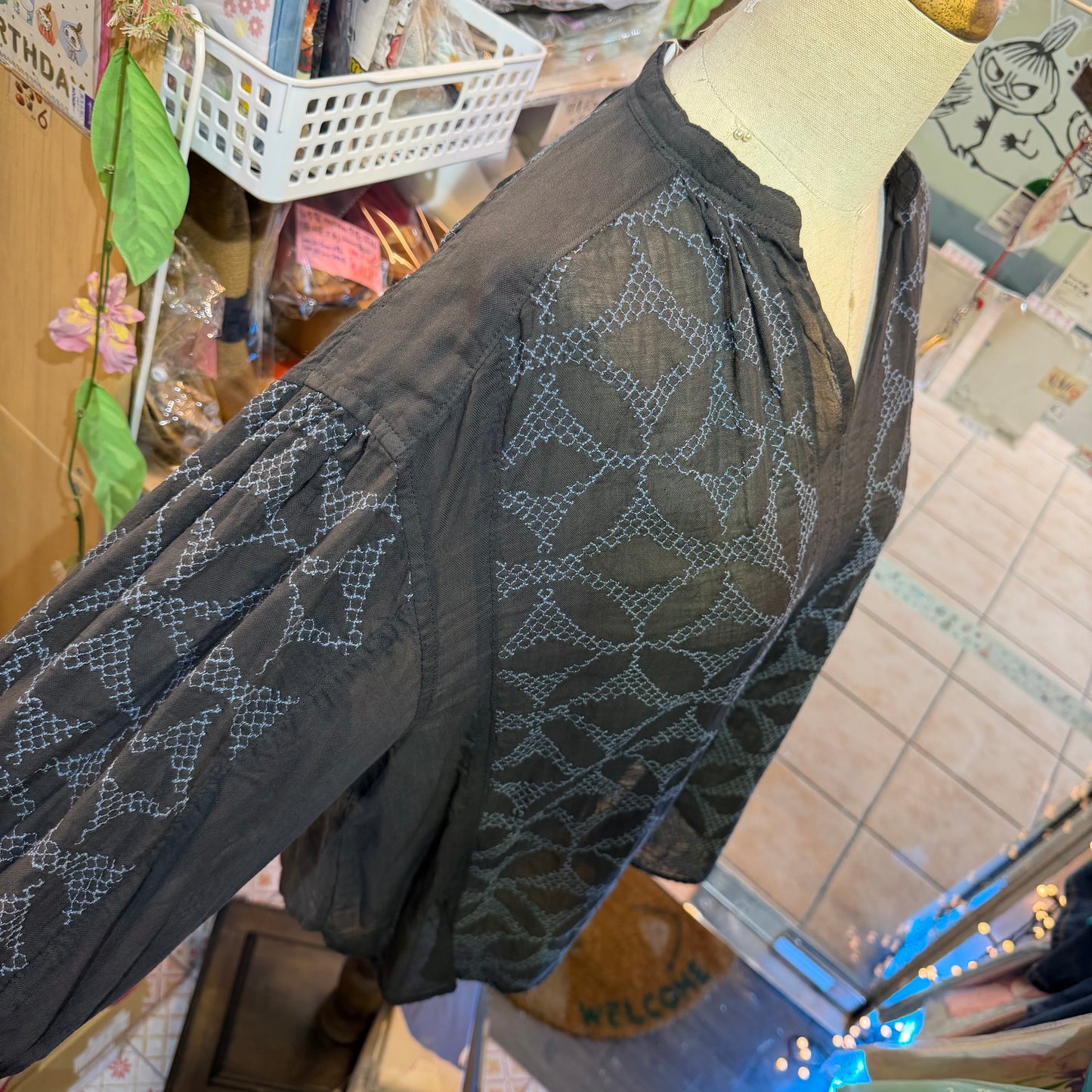 Estroislose Embroidery Charcoal Blouse, made in Japan