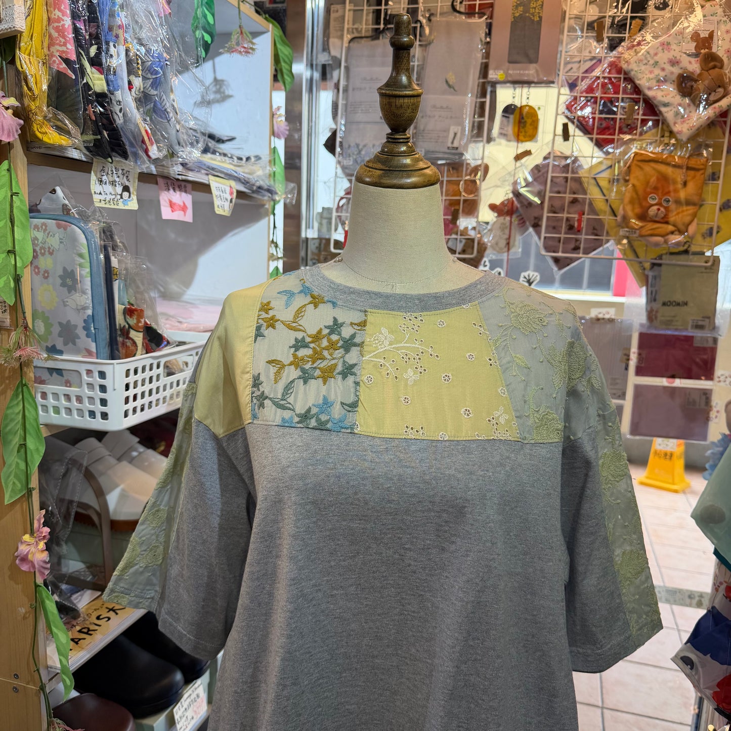 Cotton … Patchworks Grey T-shirt, made in Japan