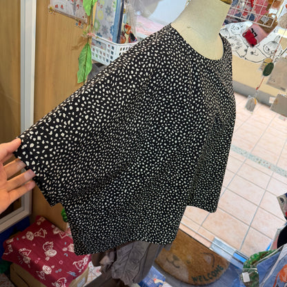 Mizuiro Ind Print Black Pullover Blouse, made in Japan