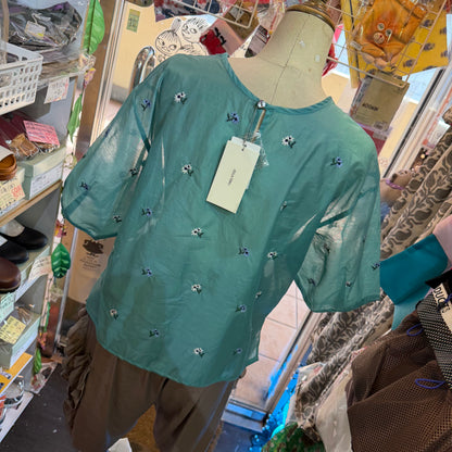 Doux bleu Embroidery Blouse, 2 Colors, made in India