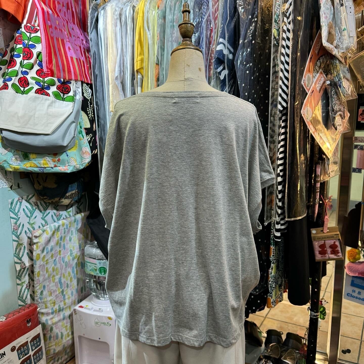 EXTRA20- Boutique Ordinary Grey California Tee T-shirt