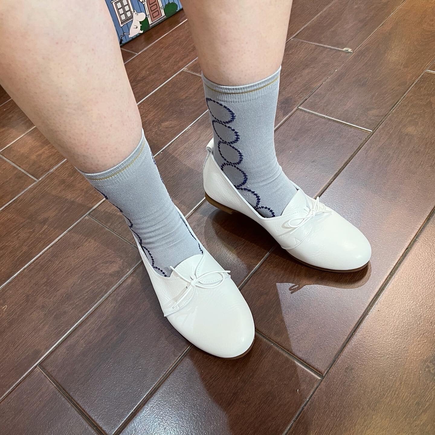 Sale- Paris a velo White Leather Shoes, made in Japan