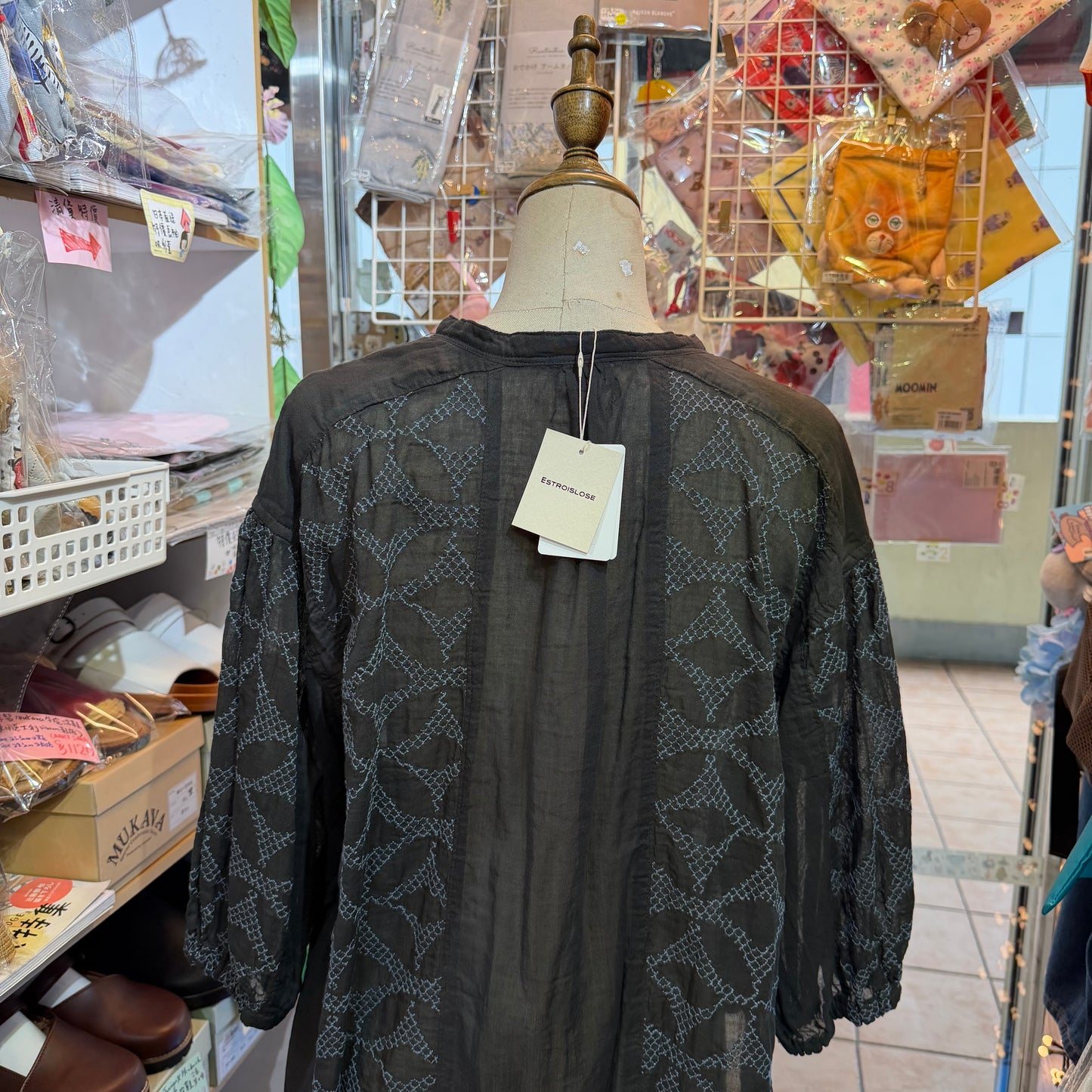 Estroislose Embroidery Charcoal Blouse, made in Japan