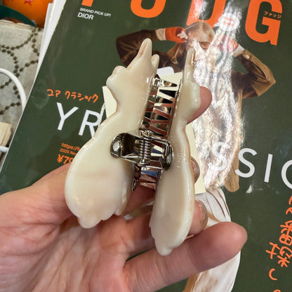 Fig London Beige Cat Hair Clip, made in Japan