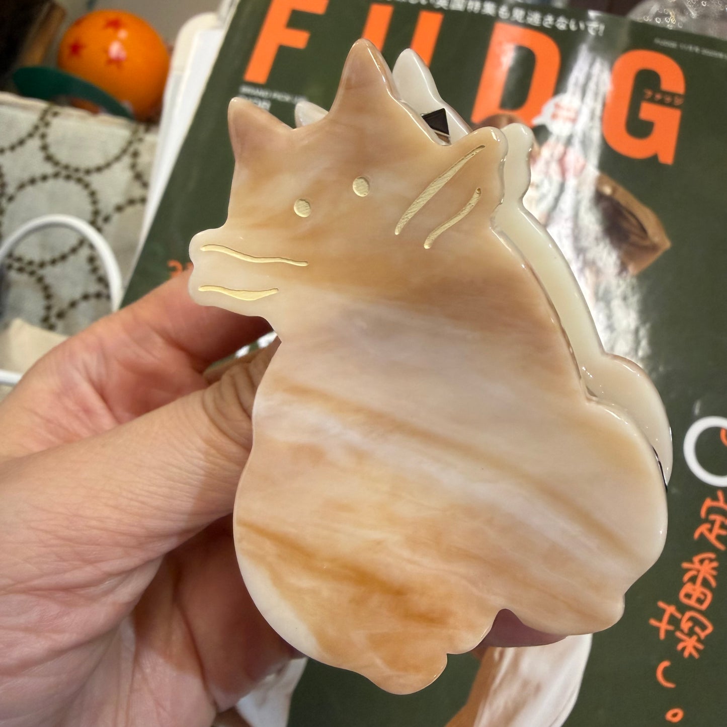 Fig London Beige Cat Hair Clip, made in Japan