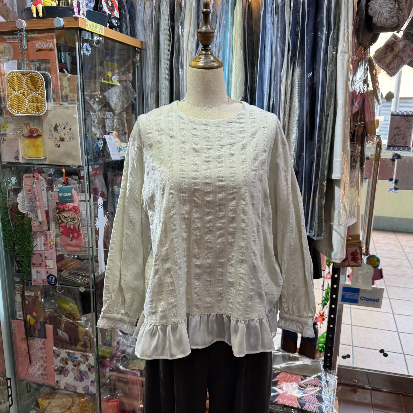 Sale- Lueuf Ruffles Top, 2 Colors, made in Japan