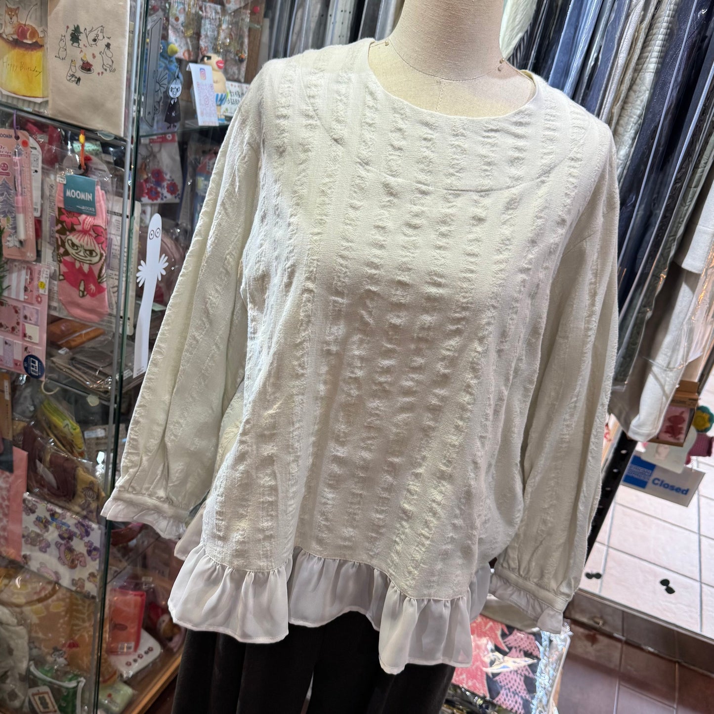 Sale- Lueuf Ruffles Top, 2 Colors, made in Japan