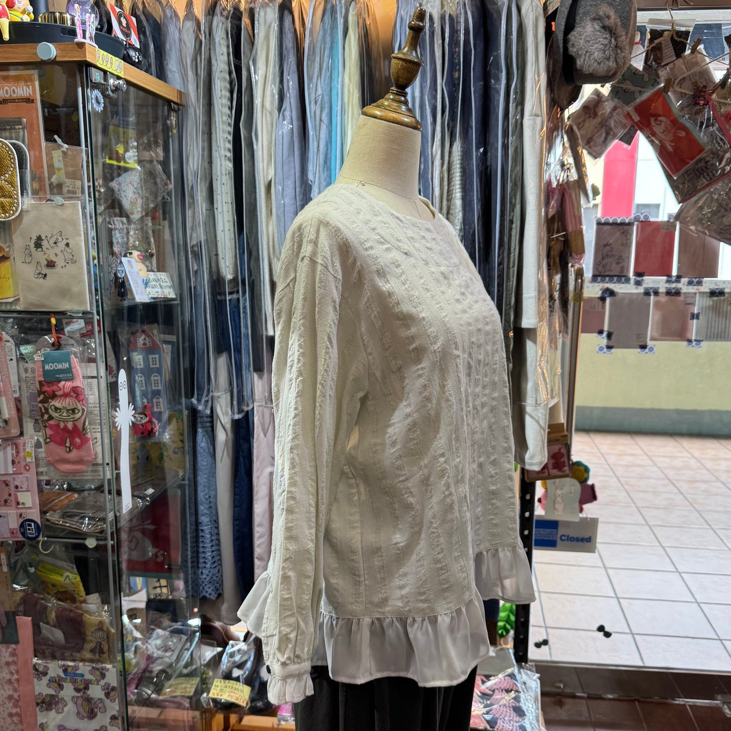 Sale- Lueuf Ruffles Top, 2 Colors, made in Japan