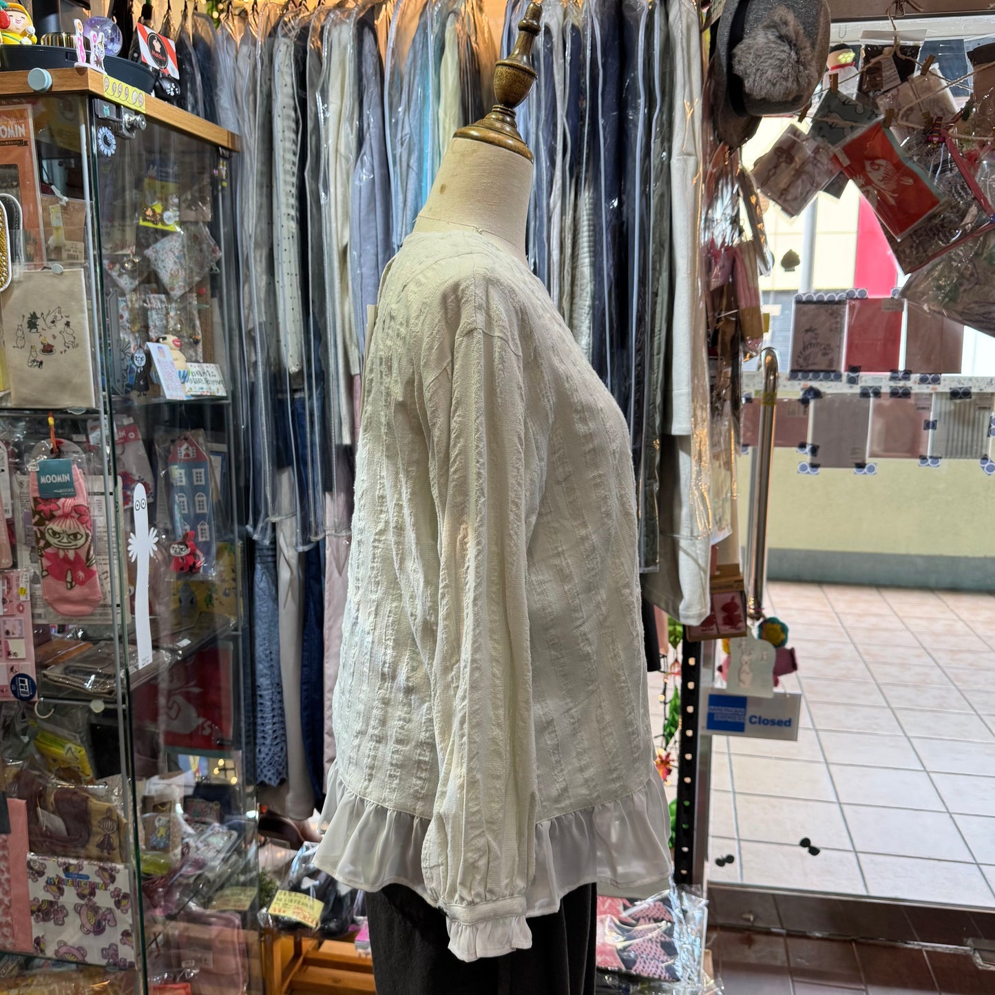 Sale- Lueuf Ruffles Top, 2 Colors, made in Japan