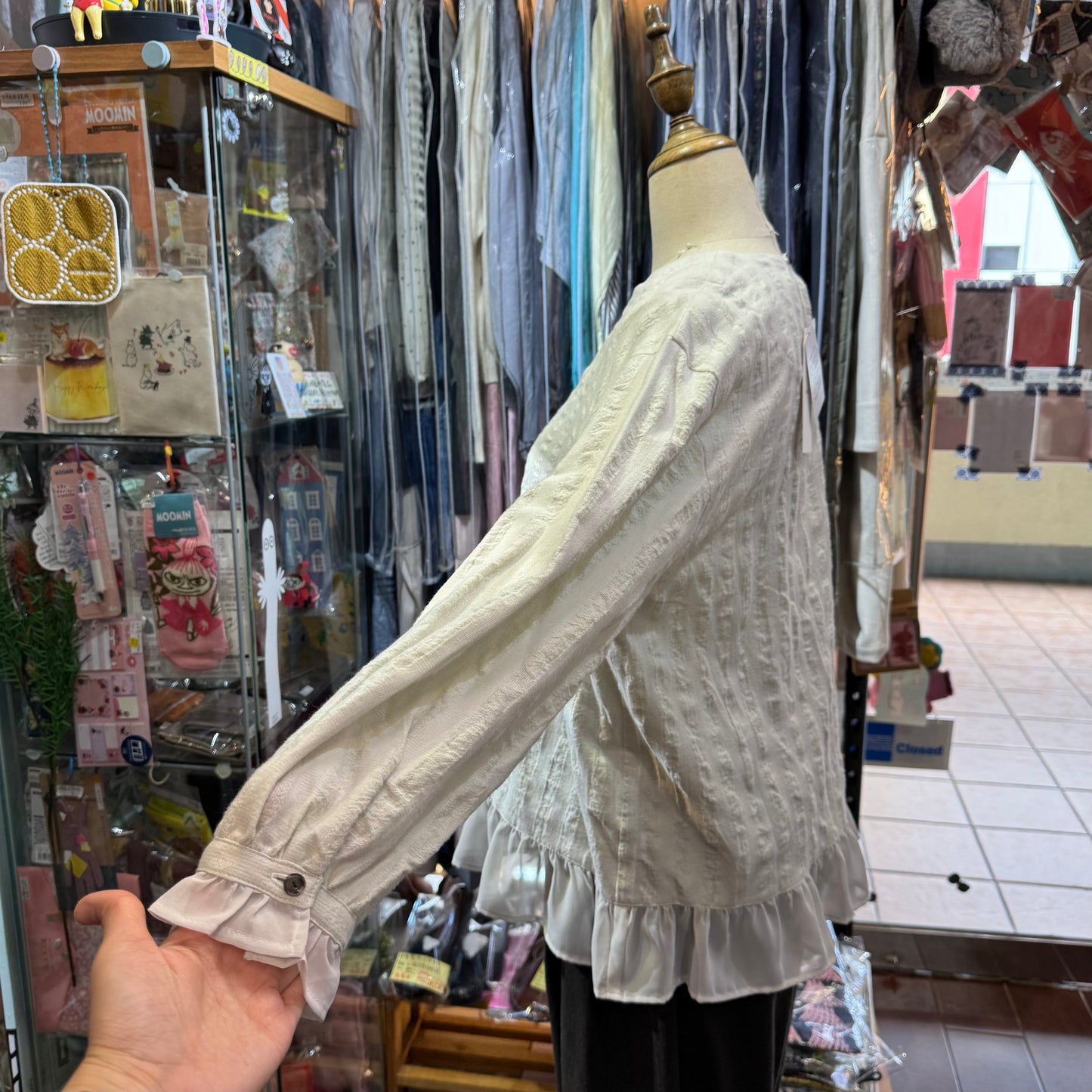 Sale- Lueuf Ruffles Top, 2 Colors, made in Japan