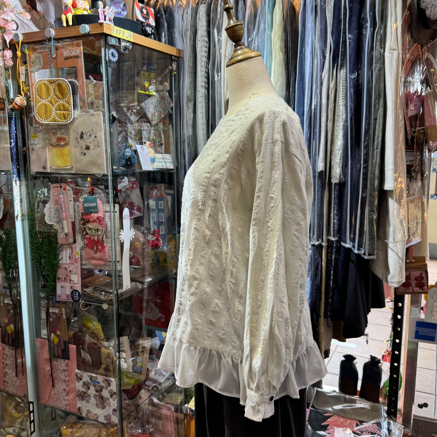 Sale- Lueuf Ruffles Top, 2 Colors, made in Japan