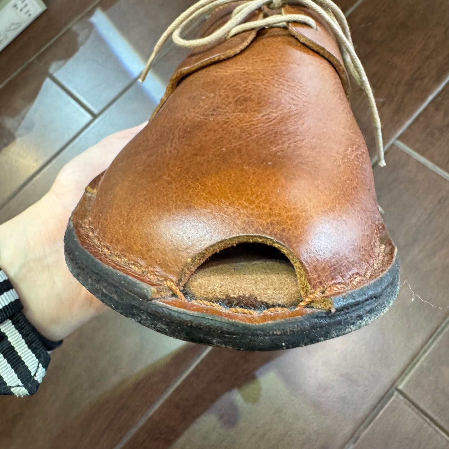 Sale- Diu Brown Leather Shoes, Size  M, made in Bangladesh