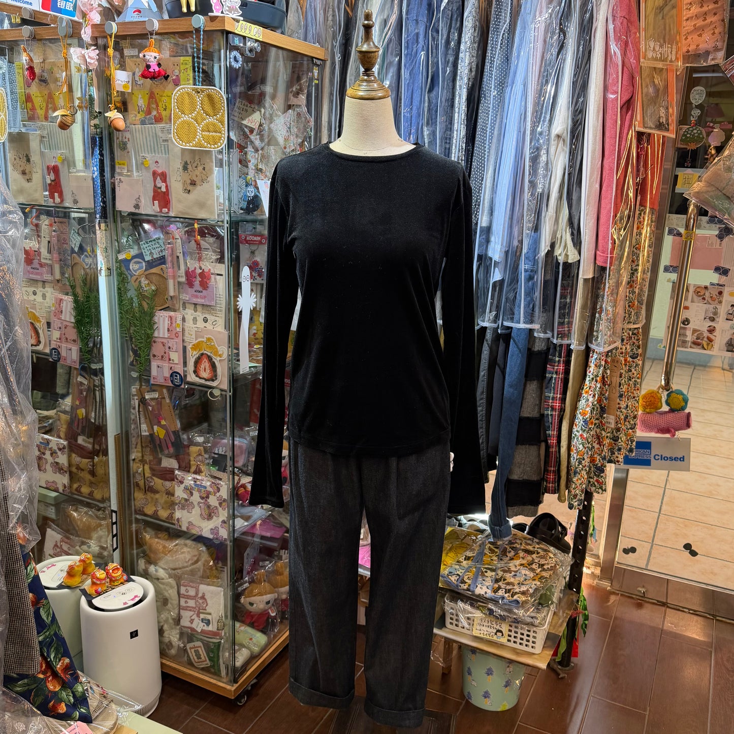 Midiumisolid Black Top, made in Japan