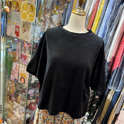 Ynir Velvet Top, 2 Colors, made in Japan