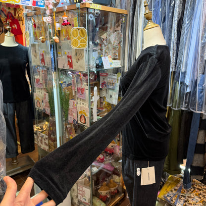 Midiumisolid Black Top, made in Japan