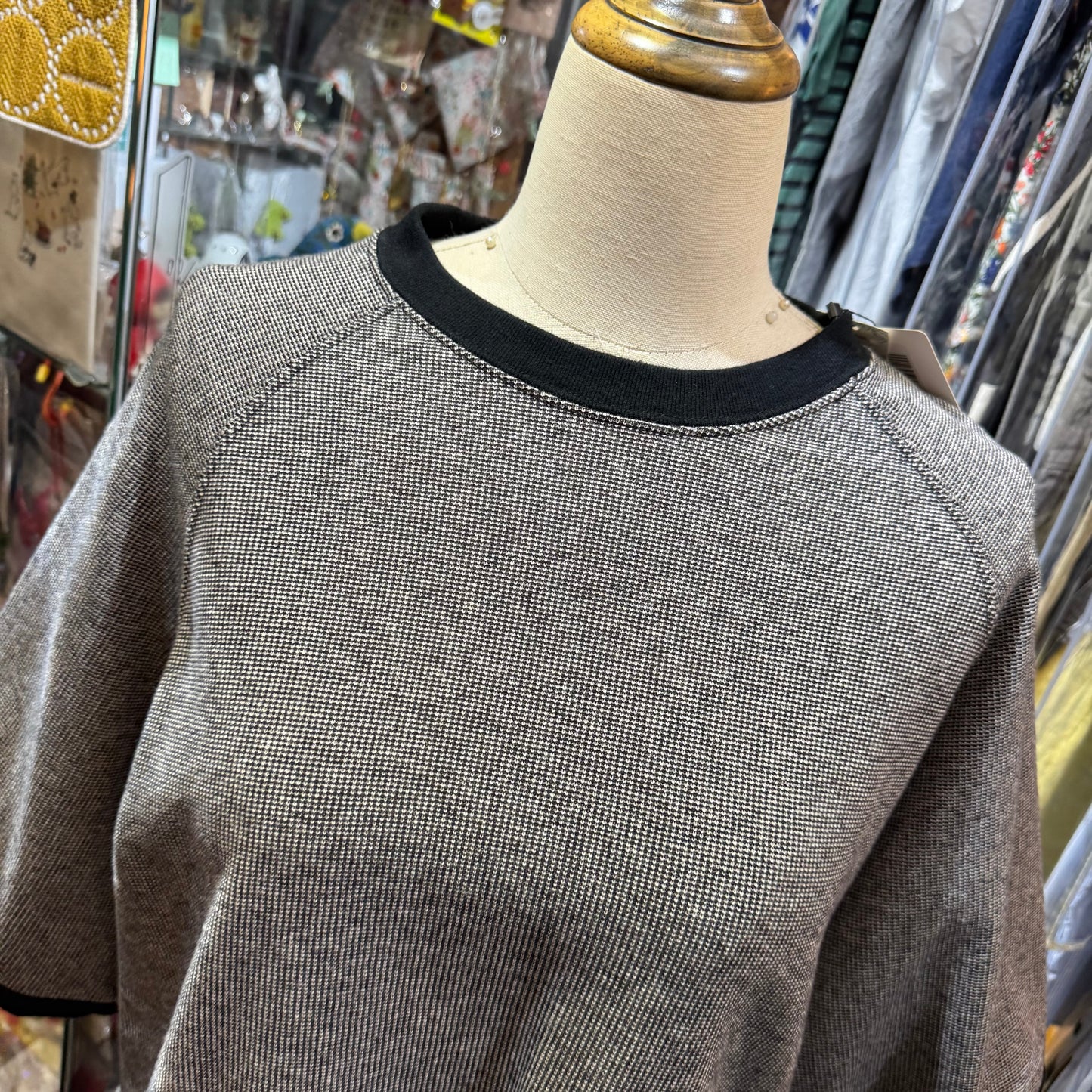 Hands of creation T-shirt, 2 Colors, made in Japan
