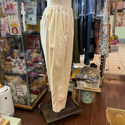 Ista-ire Ivory Pants