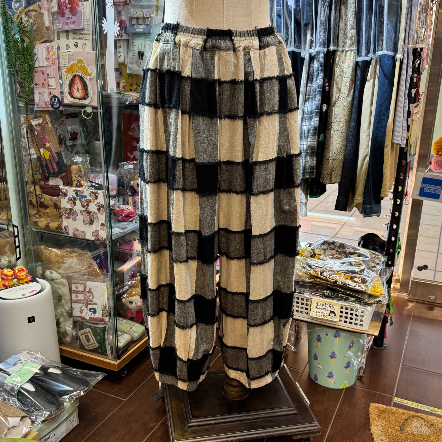 Tumugu Black X Natural Checked Wide-leg Pants