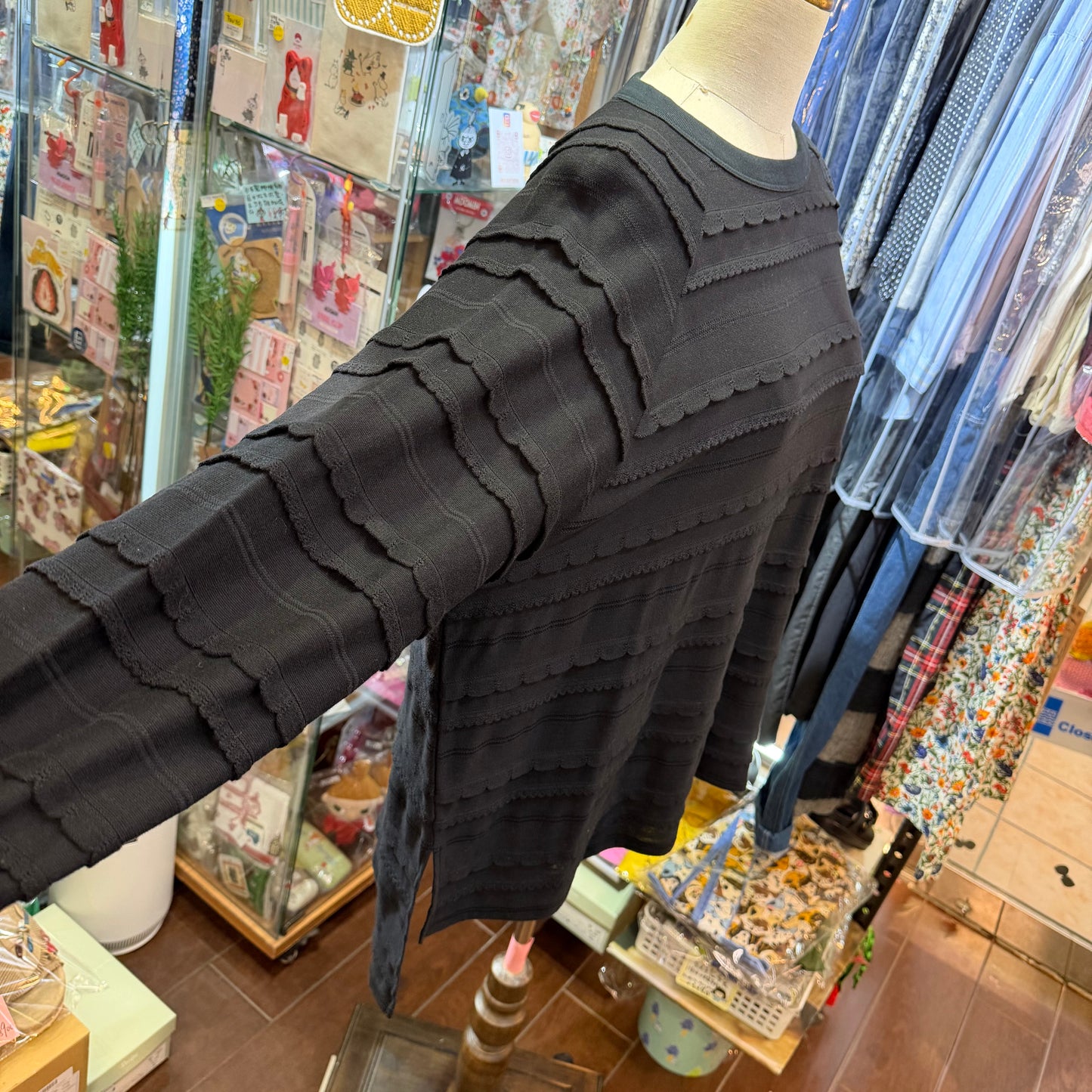 Tumugu Black Frill Long T-shirt, made in Japan