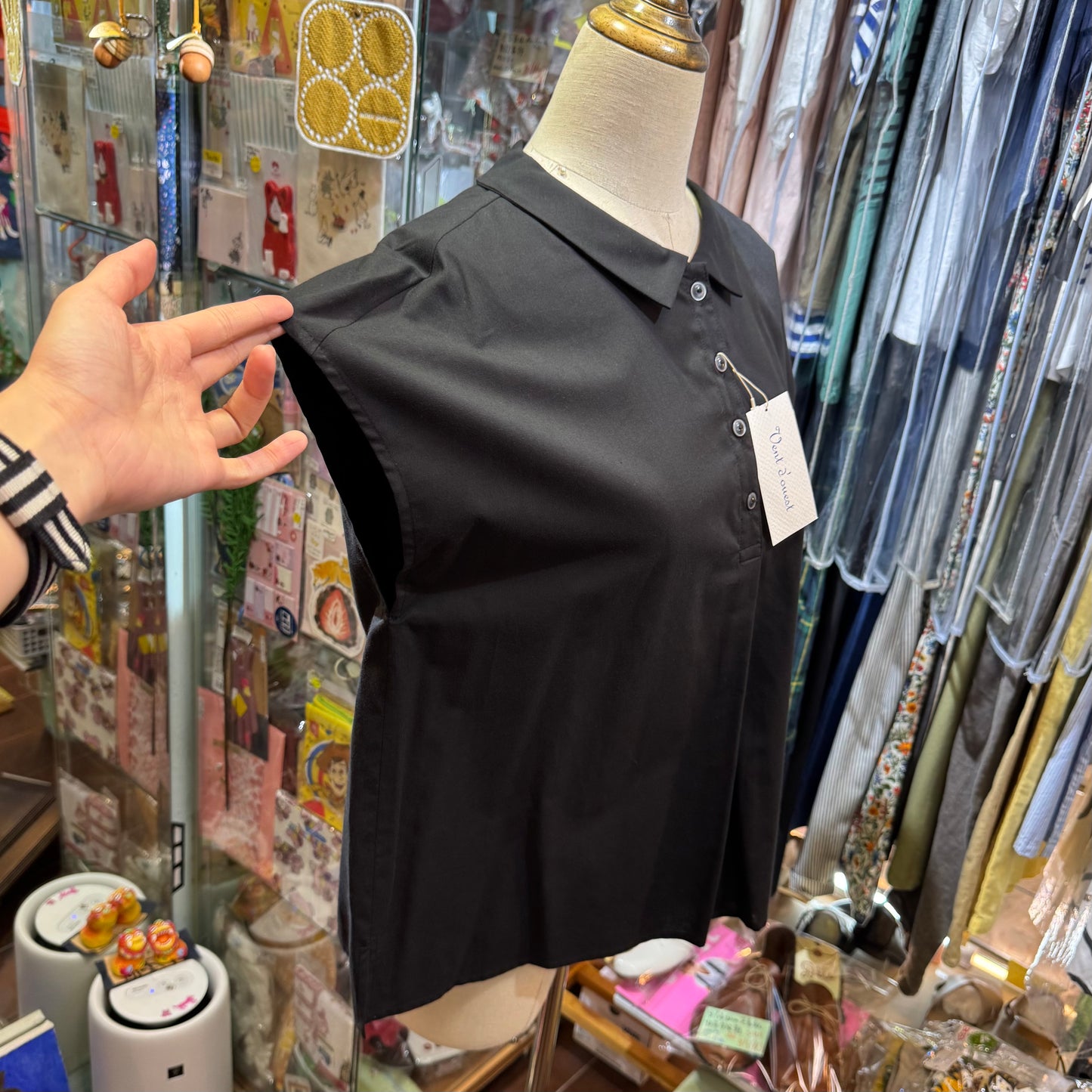 Vent d Ouest Black Cotton Shirt, made in Japan