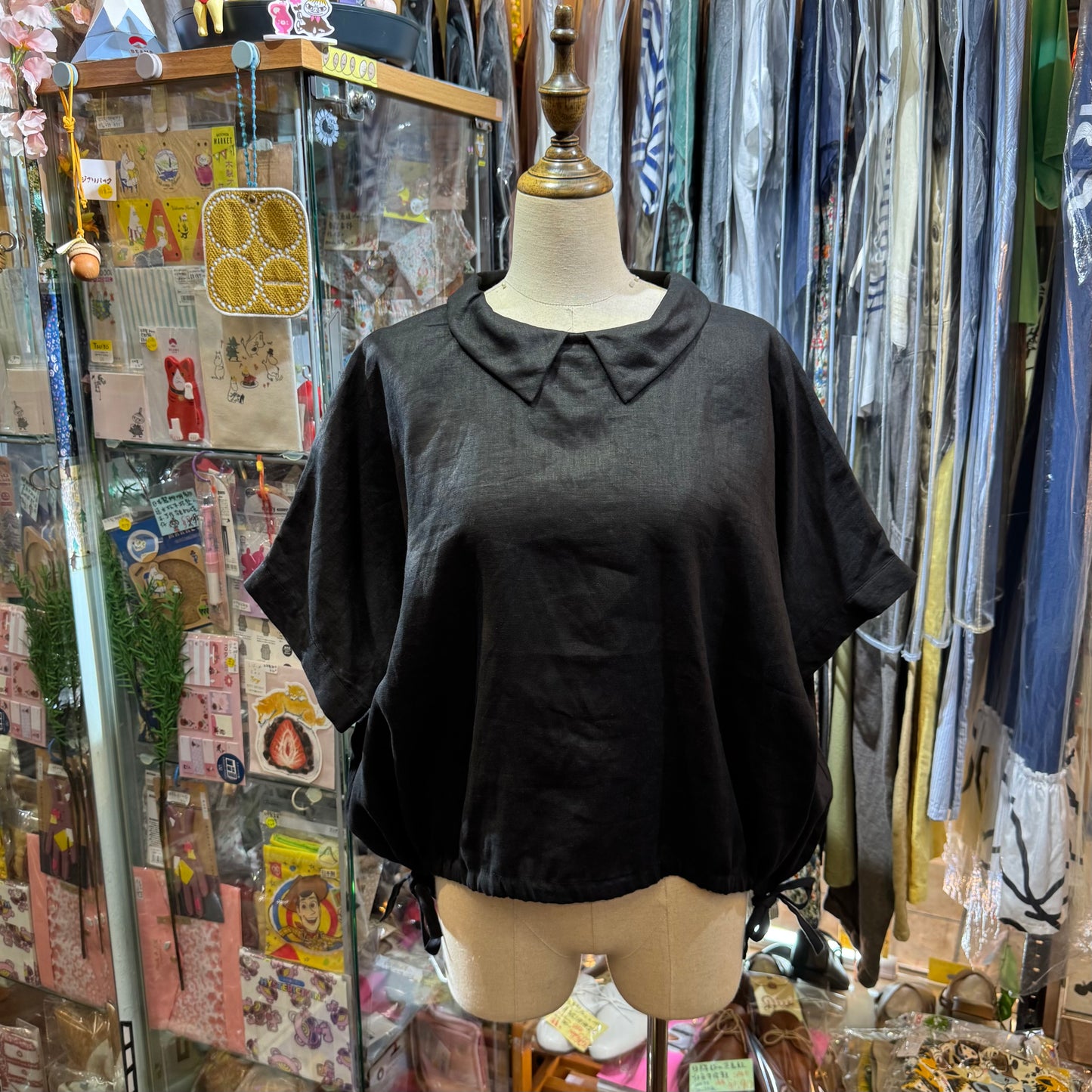 Sun Valley Linen Black Top