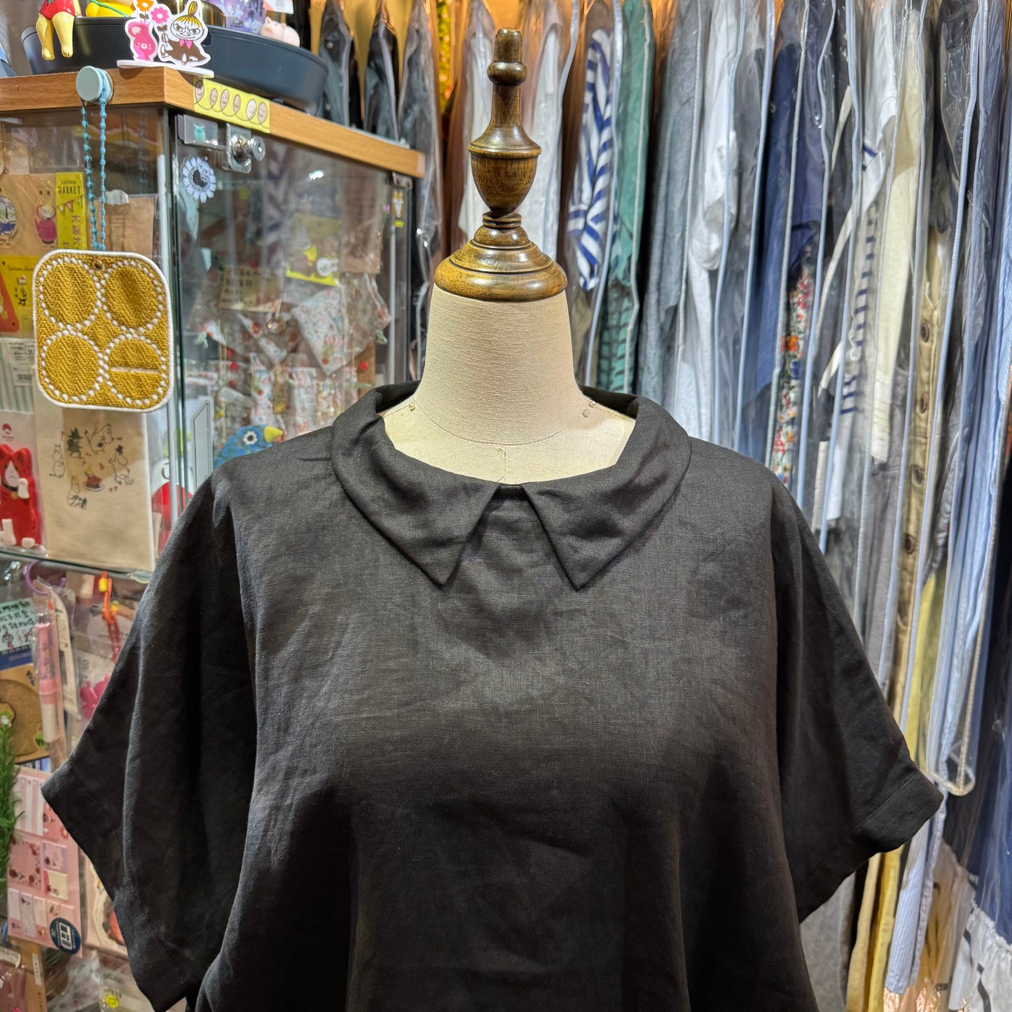 Sun Valley Linen Black Top