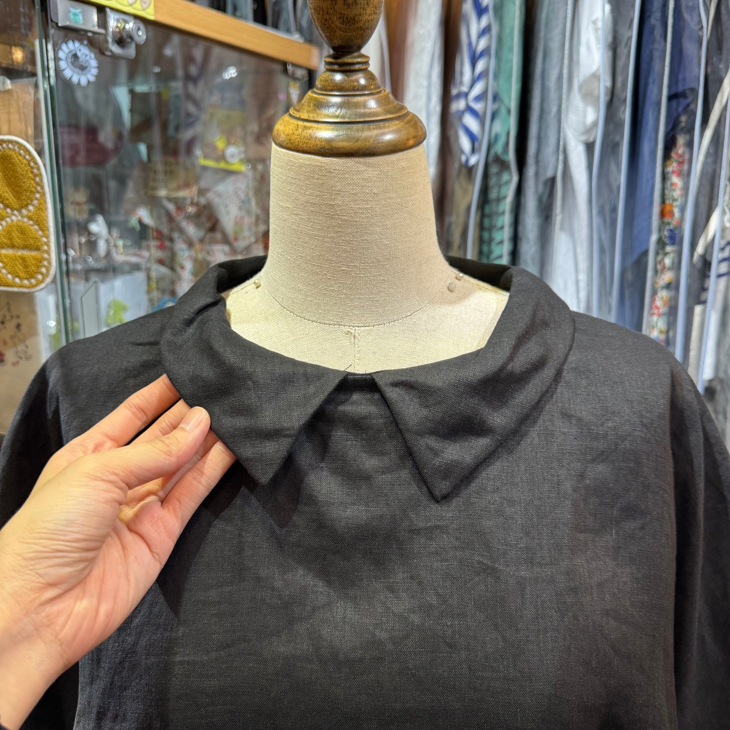 Sun Valley Linen Black Top