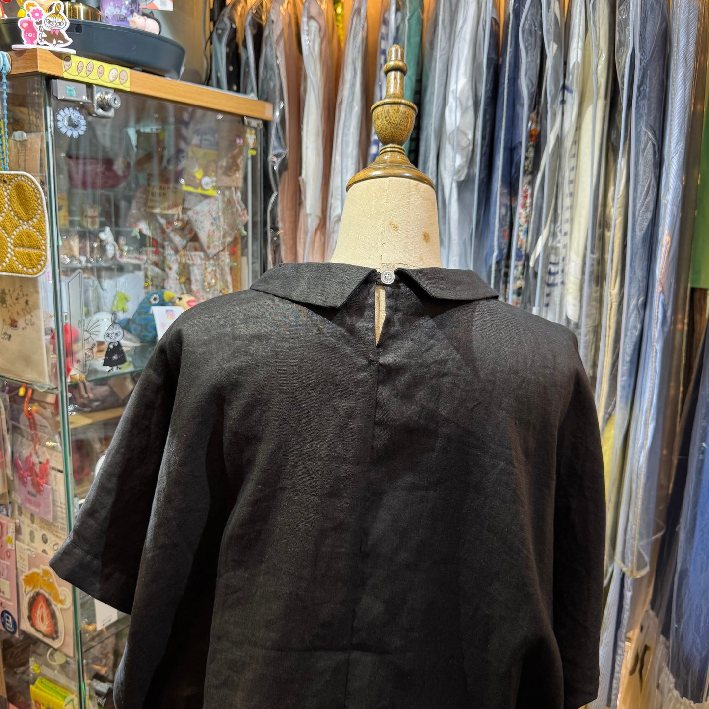 Sun Valley Linen Black Top