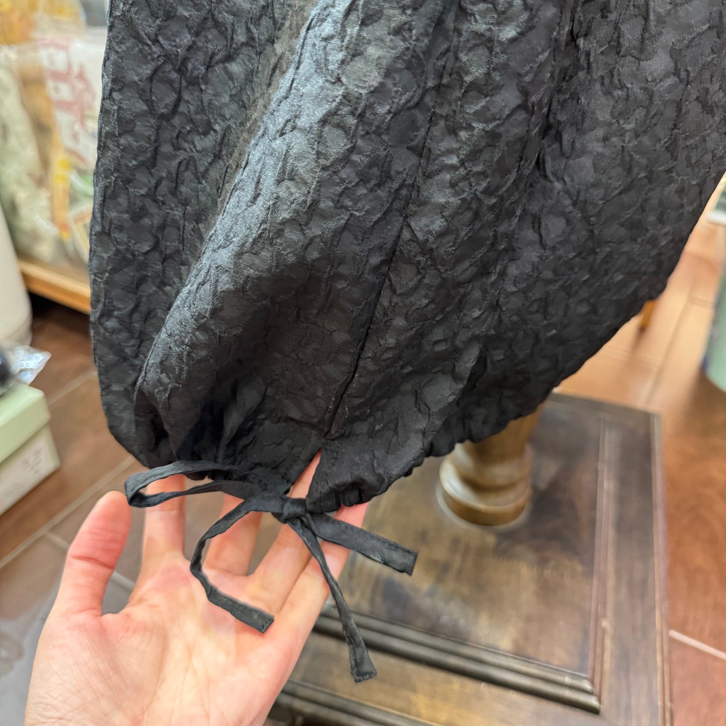 Mizuiro ind Black Balloon Skirt, made in Japan