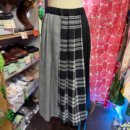 Vent d Ouest Checked Patchwork Skirt, 2 Colors, made in Japan