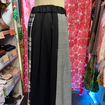 Vent d Ouest Checked Patchwork Skirt, 2 Colors, made in Japan