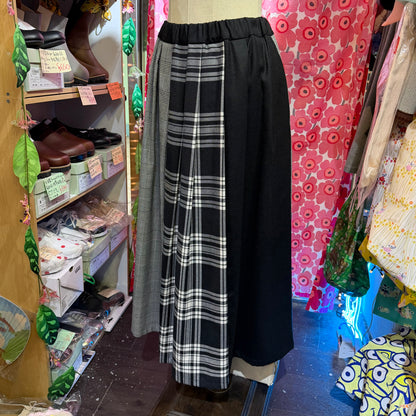 Vent d Ouest Checked Patchwork Skirt, 2 Colors, made in Japan