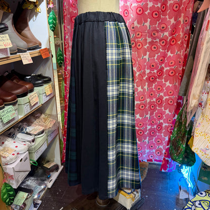 Vent d Ouest Checked Patchwork Skirt, 2 Colors, made in Japan