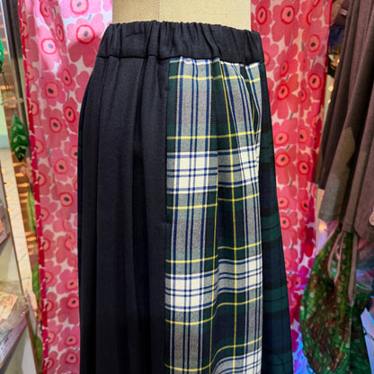 Vent d Ouest Checked Patchwork Skirt, 2 Colors, made in Japan