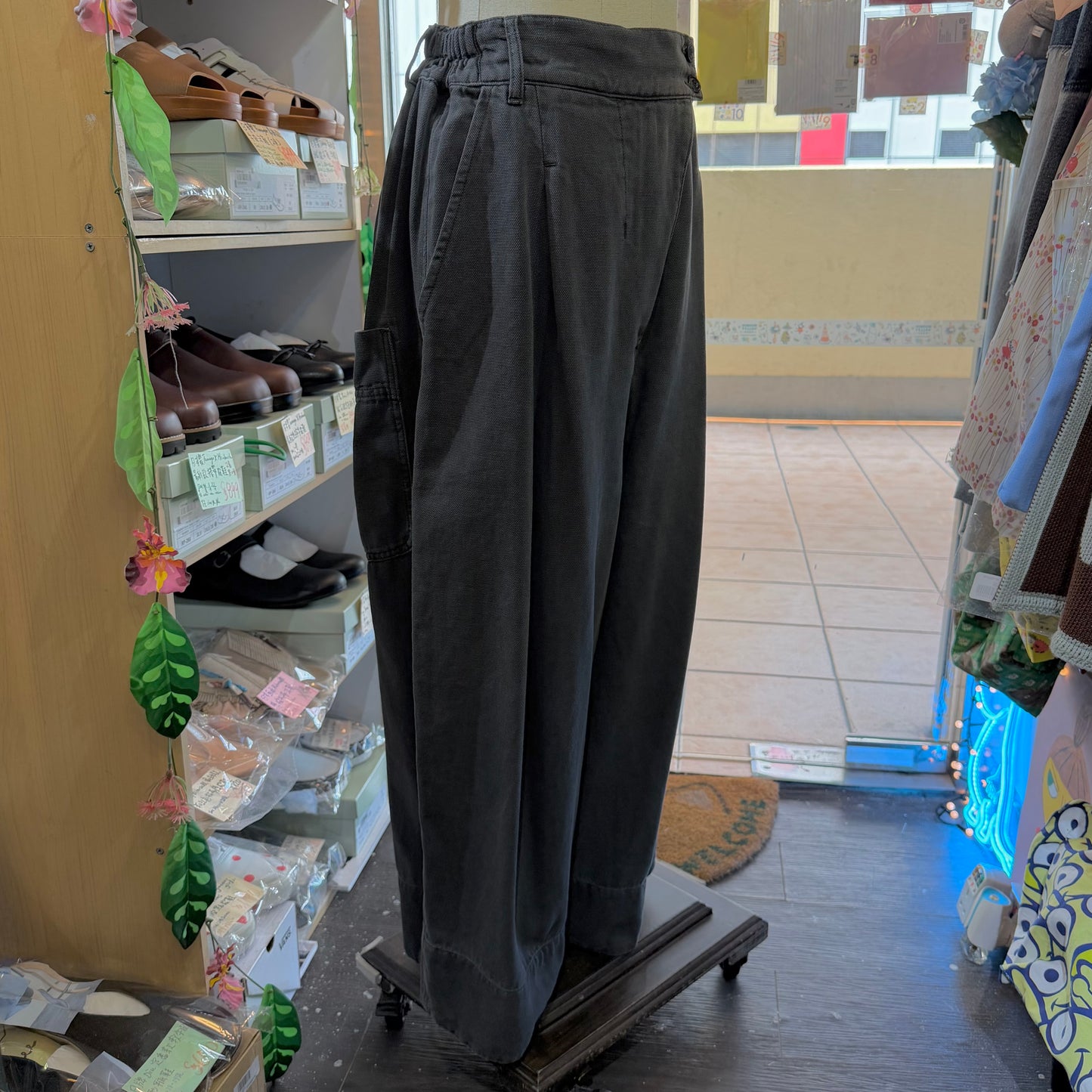 Tumugu Charcoal Wide-leg Pants