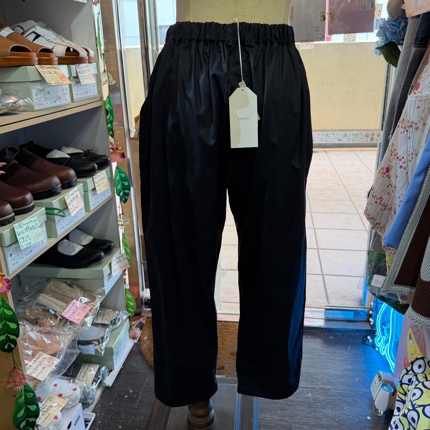 Lueuf Cropped Pants, 2 Colors, made in Japan